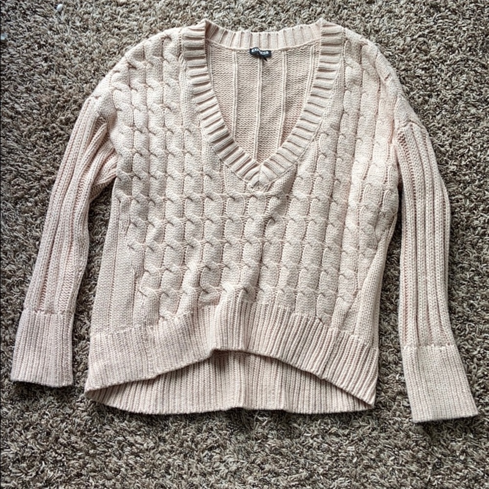 Express light pink knit sweater